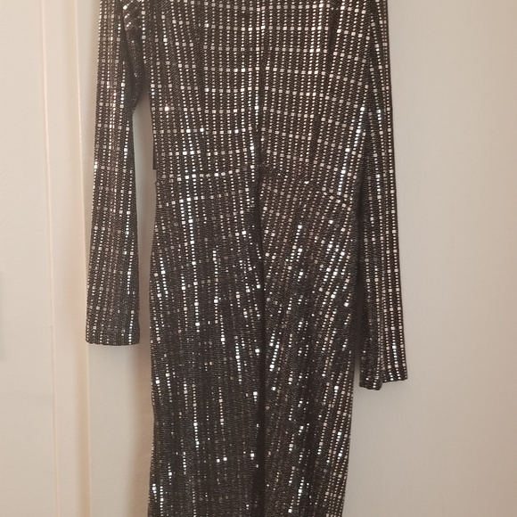 sequin sheath dress - Picture 3 of 6